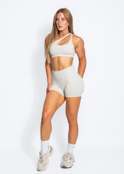 BALANCE SCRUNCH BUM SHORTS - MIST