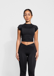 FAYE FITTED T- BLACK