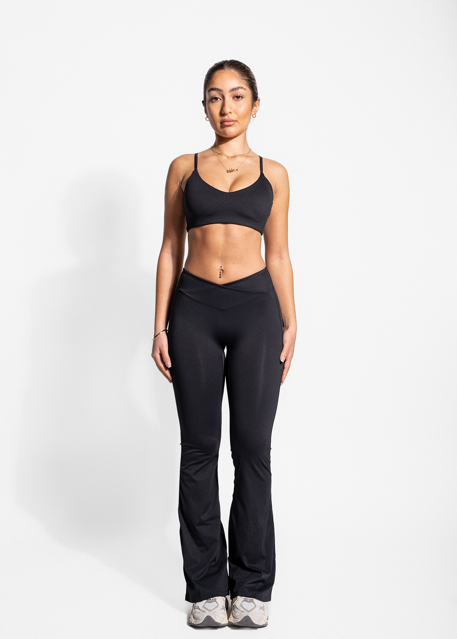 FAYE FLARE LEGGINGS - BLACK