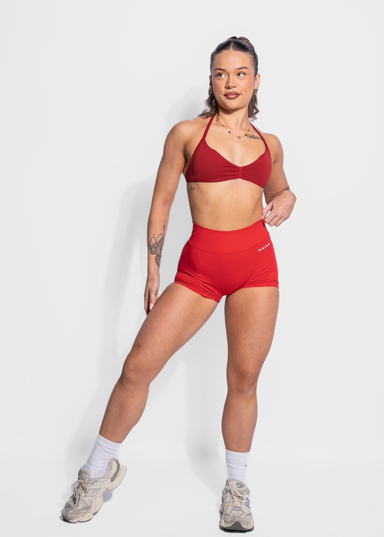 ELEVATE HALTER NECK SPORTS BRA - BURGUNDY