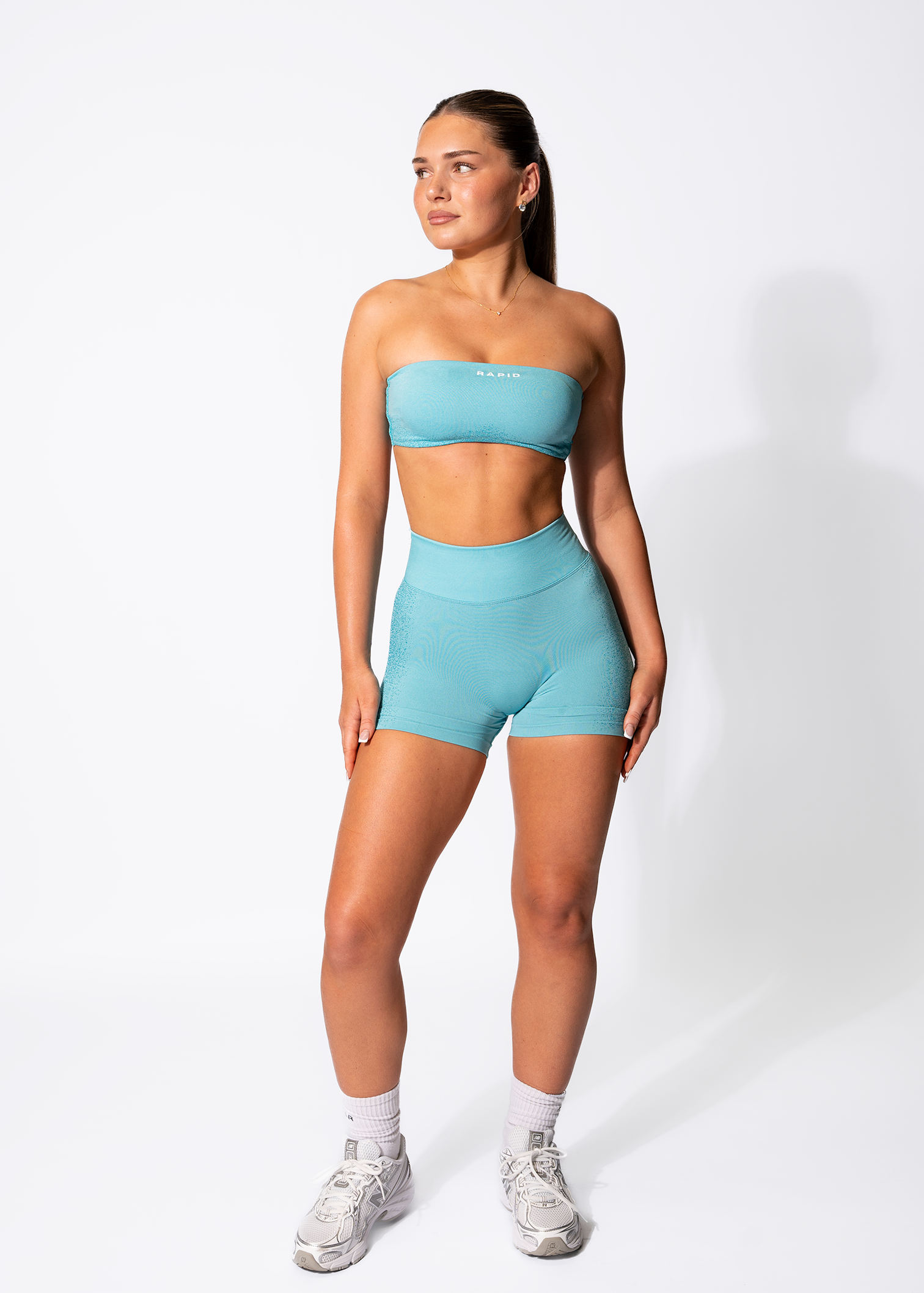 GELAREH SCRUNCH SHORTS - BUBBLEGUM