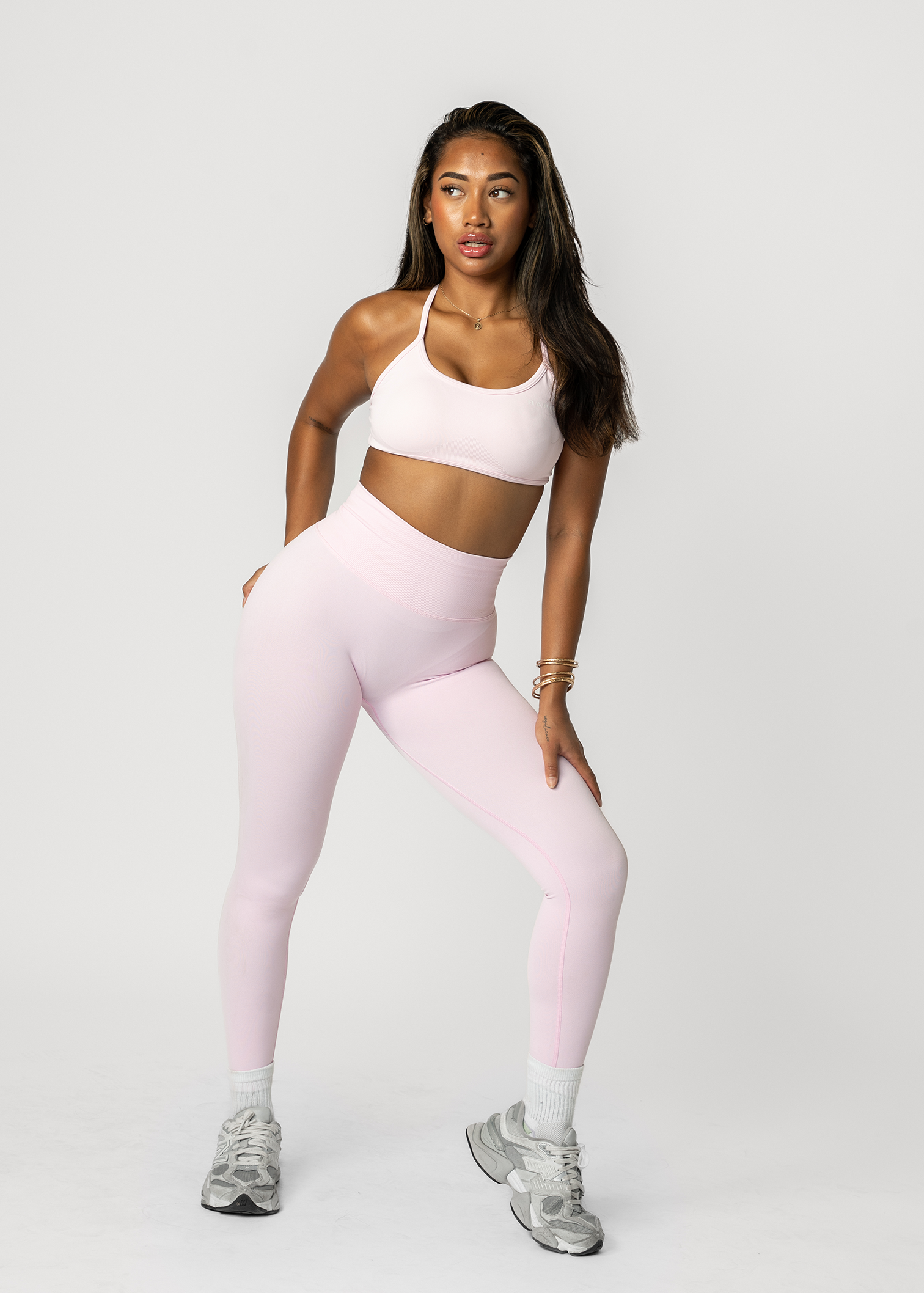VIBRANCE SCRUNCH BUM LEGGINGS - BABY PINK