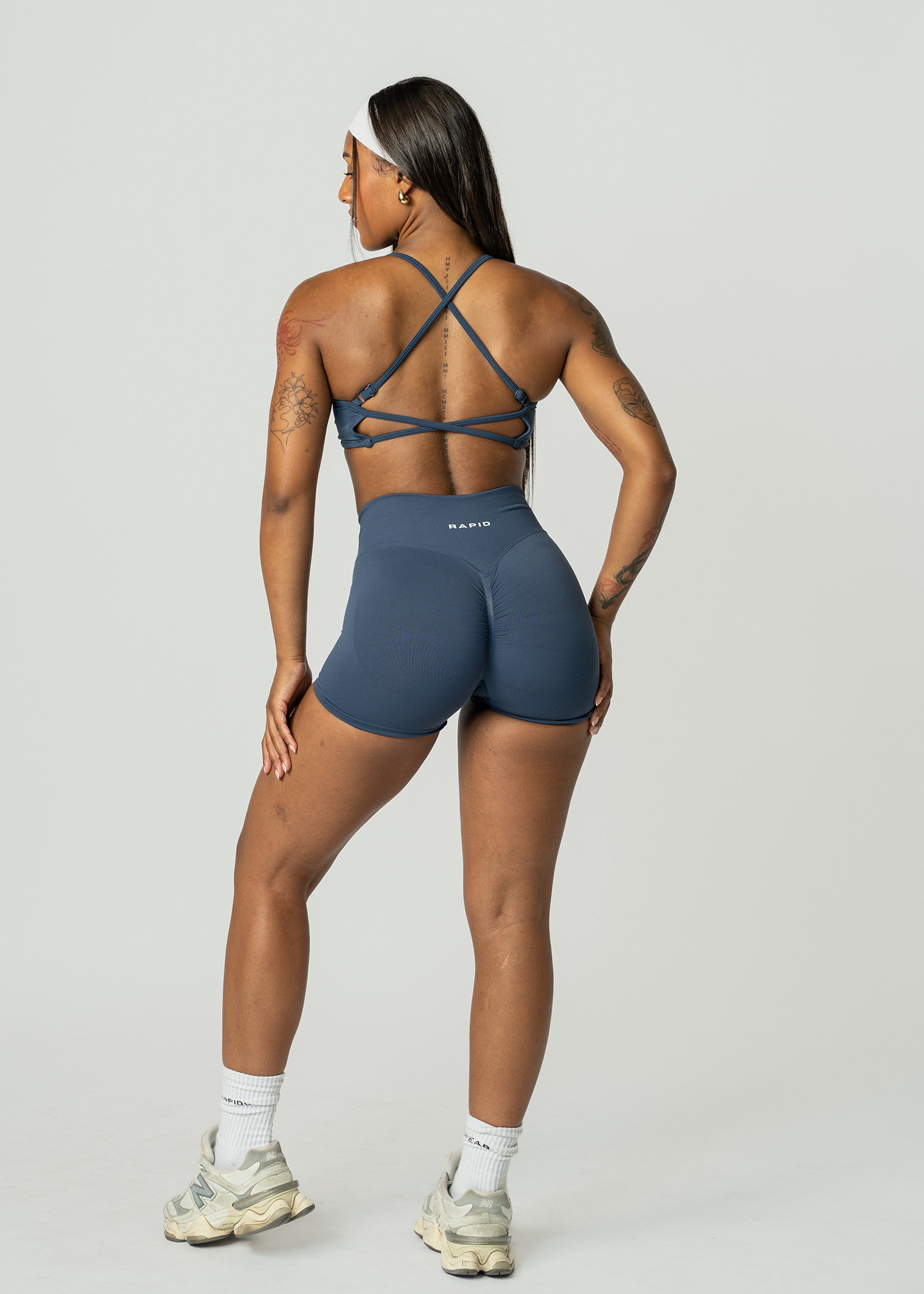 VIBRANCE SCRUNCH BUM SHORTS - NAVY BLUE