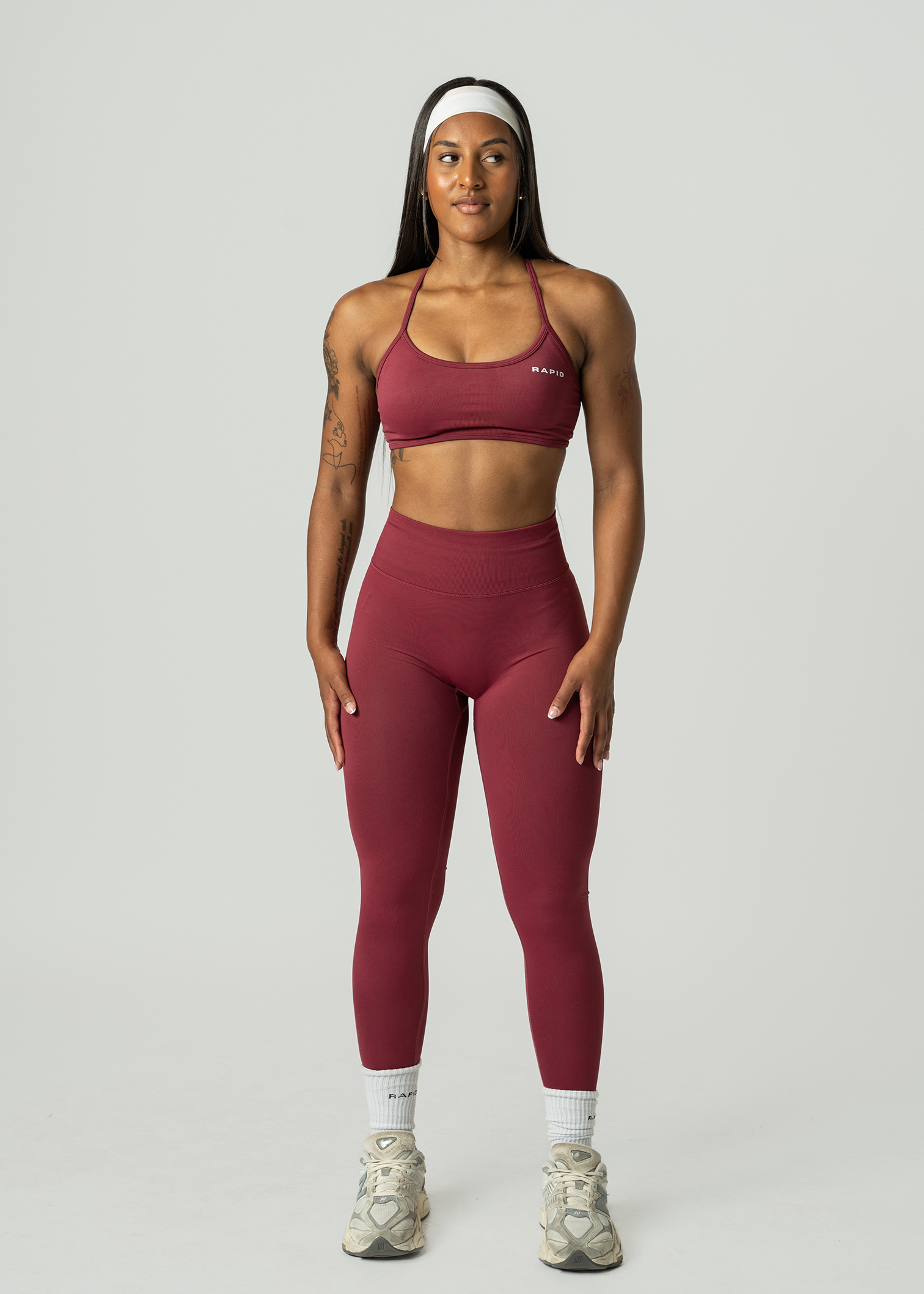 VIBRANCE SCRUNCH BUM LEGGINGS - WINE