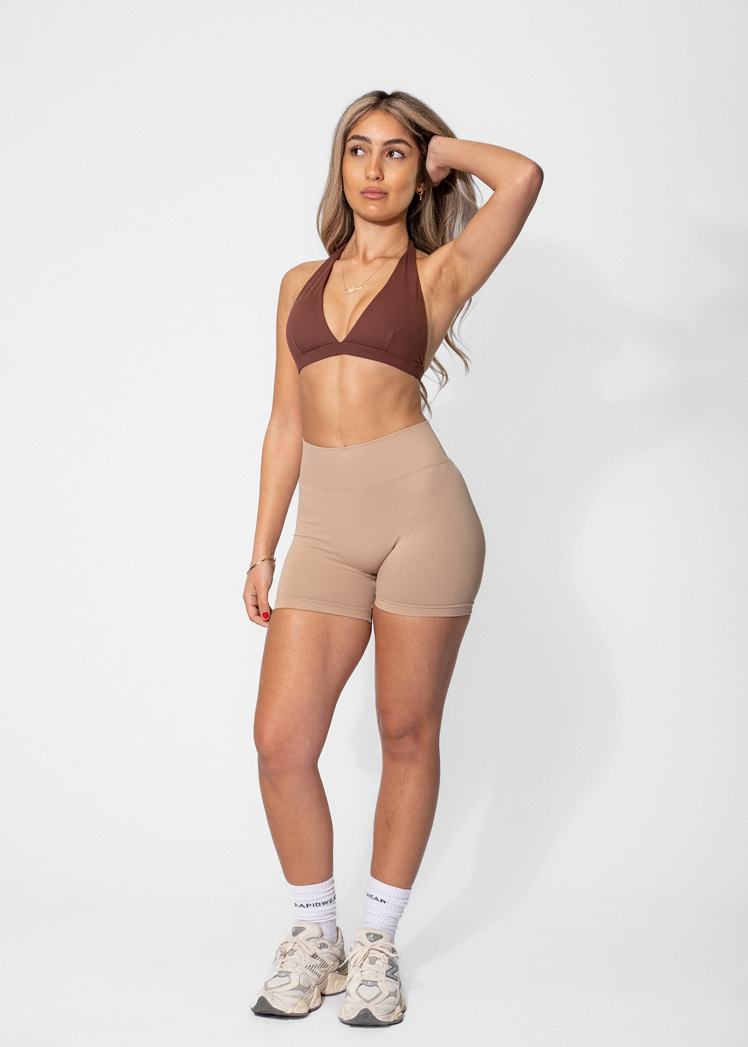 SIENNA HALTER CROP - BROWN